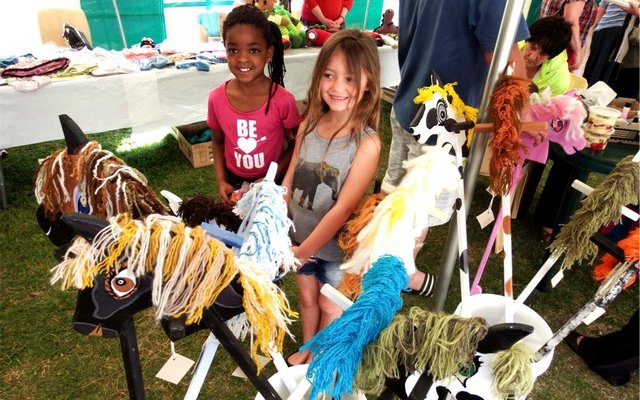 Gansbaai HerbergAanSee Basaar REUSE SUKSES 6